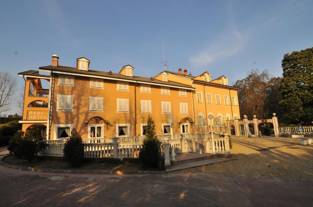 Park Hotel Villa Salzea Trofarello Luaran gambar